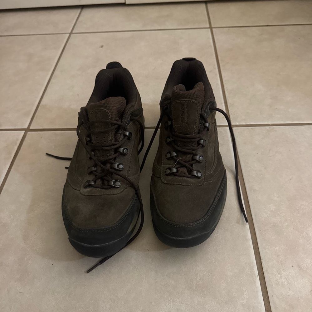 New Balance Men's Brown Athletic Shoes